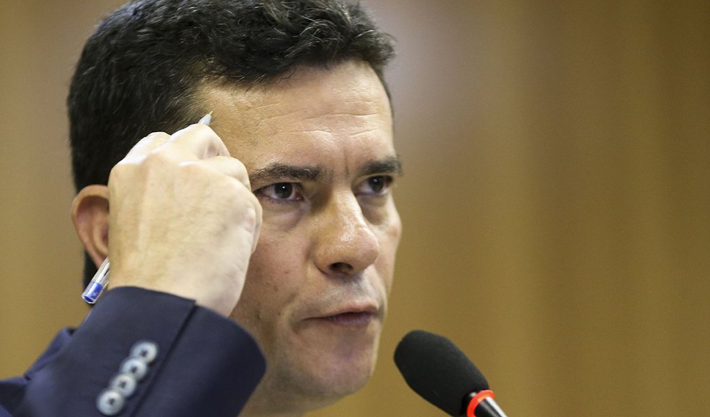 Juristas pela Democracia representam contra Moro na Comissão de Ética (Foto: Marcelo Camargo/Agência Brasil) Juristas pela Democracia representam contra Moro na Comissão de Ética