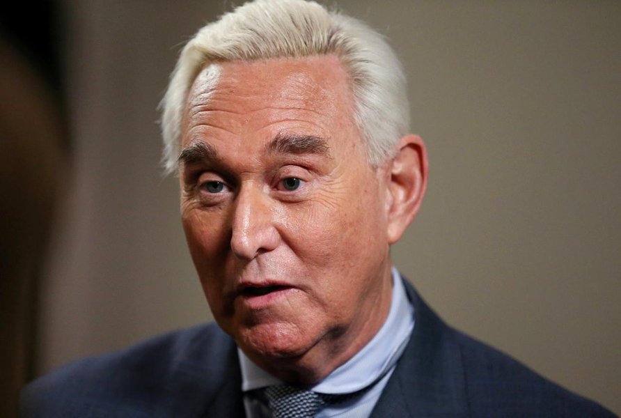 Roger Stone, ex-conselheiro de Trump, é convocado a tribunal por publicação no Instagram (Foto: REUTERS / Leah Millis) Roger Stone, ex-conselheiro de Trump, é convocado a tribunal por publicação no Instagram