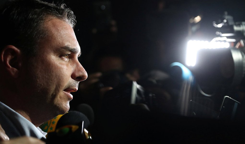 Patrimônio de Flávio aumentou 7000% desde que entrou na vida pública (Foto: REUTERS/Ricardo Moraes) Patrimônio de Flávio aumentou 7000% desde que entrou na vida pública