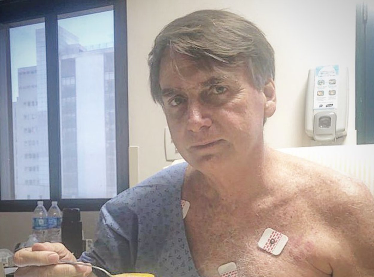Bolsonaro: pneumonia regride, mas não há previsão de alta Bolsonaro: pneumonia regride, mas não há previsão de alta