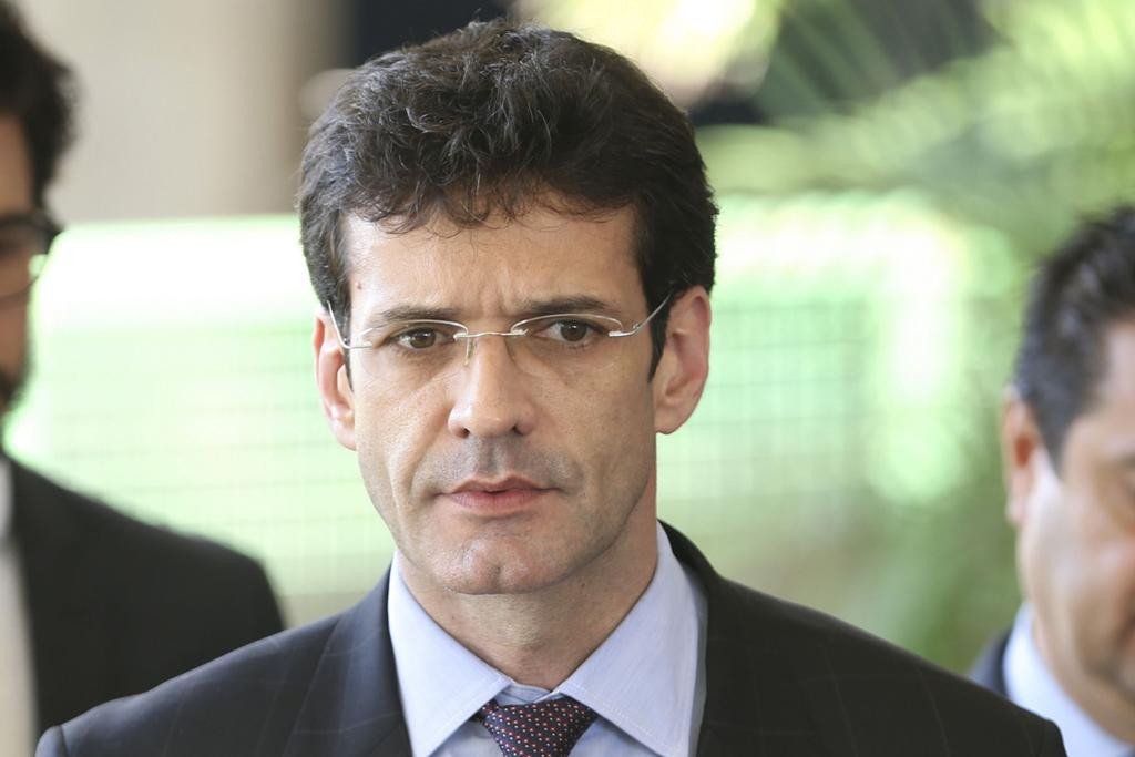 Ministro citado em escândalo reassume a pasta do Turismo (Foto: Valter Campanato - ABR) Ministro citado em escândalo reassume a pasta do Turismo