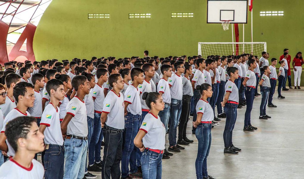 Queridinhas de Bolsonaro, escolas militares não terão corte de verbas (Foto: Sérgio Vale/Secom) Queridinhas de Bolsonaro, escolas militares não terão corte de verbas
