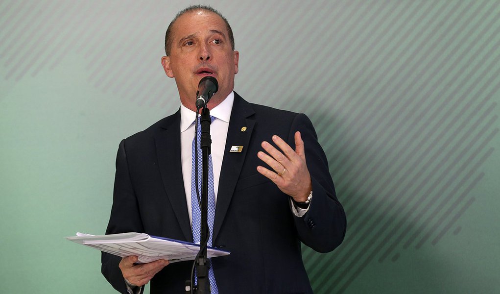 'Bolsonaro deve retornar à Brasília até a sexta-feira', diz Onyx (Foto: Antonio Cruz/Agência Brasil) 'Bolsonaro deve retornar à Brasília até a sexta-feira', diz Onyx