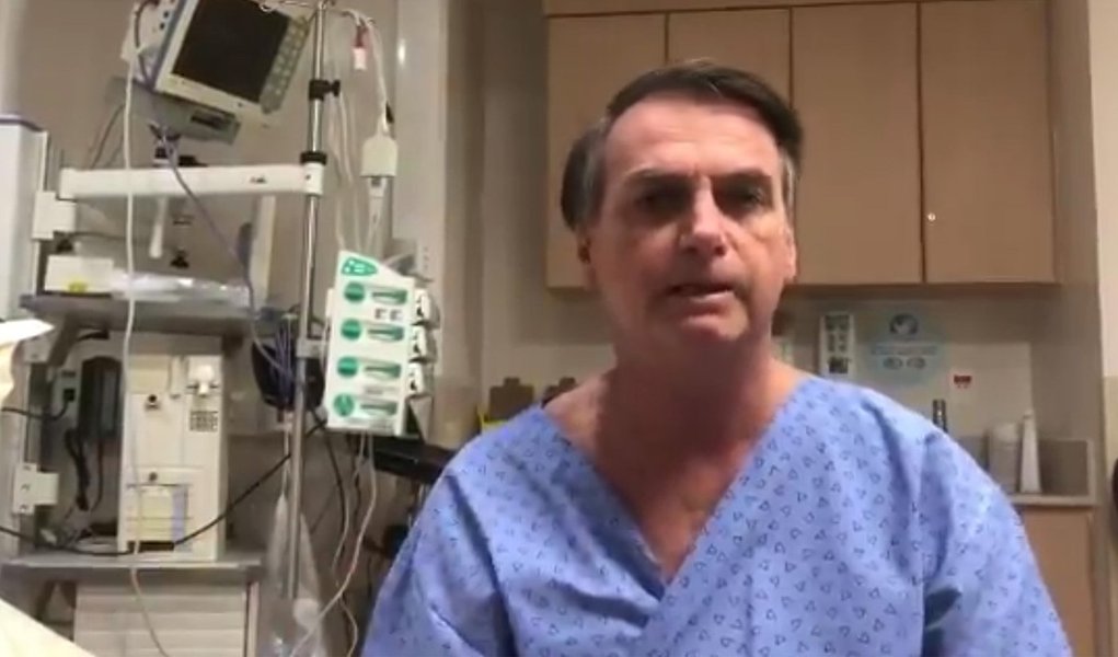 Assessores dizem que Bolsonaro passa bem, mas dúvidas persistem Assessores dizem que Bolsonaro passa bem, mas dúvidas persistem