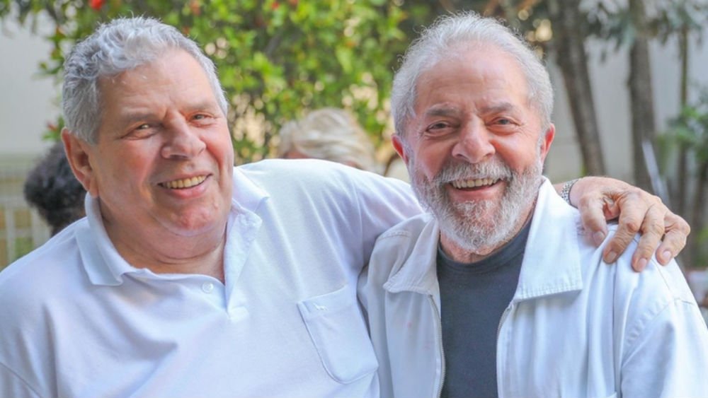 Rezai por nós, Vavá! Rezai por nós, Vavá!