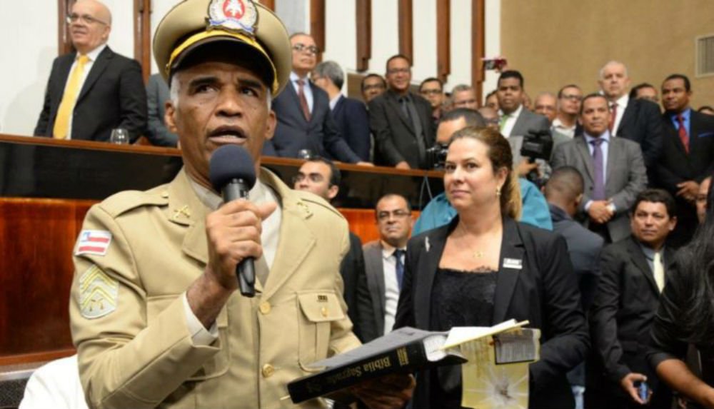 Projeto que declara Bíblia patrimônio cultural é o primeiro apresentado na Câmara Projeto que declara Bíblia patrimônio cultural é o primeiro apresentado na Câmara