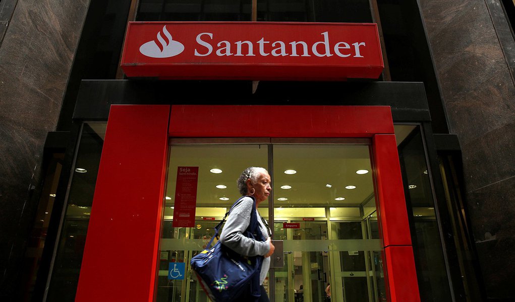 Lucro do Santander sobe 21,9% e vai a R$ 3,48 bilhões no 1º tri (Foto: Reuters) Lucro do Santander sobe 21,9% e vai a R$ 3,48 bilhões no 1º tri