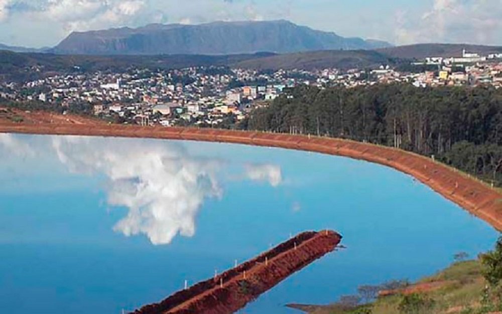 Alto risco de rompimento da barragem leva medo a Congonhas Alto risco de rompimento da barragem leva medo a Congonhas