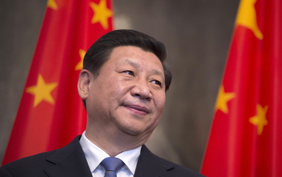 Xi Jinping e especialistas dizem que Iniciativa do Cinturão e Rota trará benefícios para os povos (Foto: JOHANNES EISELE) Xi Jinping e especialistas dizem que Iniciativa do Cinturão e Rota trará benefícios para os povos