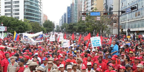 Em vão, Bolsonaro declara guerra à Venezuela Em vão, Bolsonaro declara guerra à Venezuela