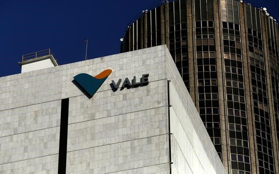 Governo mineiro quer bloquear R$ 20 bi em ações da Vale (Foto: REUTERS/Pilar Olivares/File Photo) Governo mineiro quer bloquear R$ 20 bi em ações da Vale