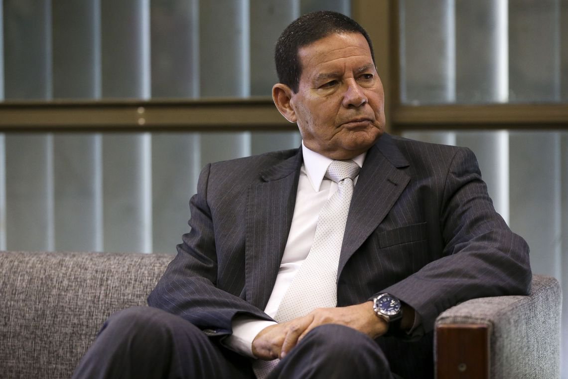 Antes 'grilo falante', presidente interino prefere se recolher (Foto: Marcelo Camargo/Agência Brasil) Antes 'grilo falante', presidente interino prefere se recolher