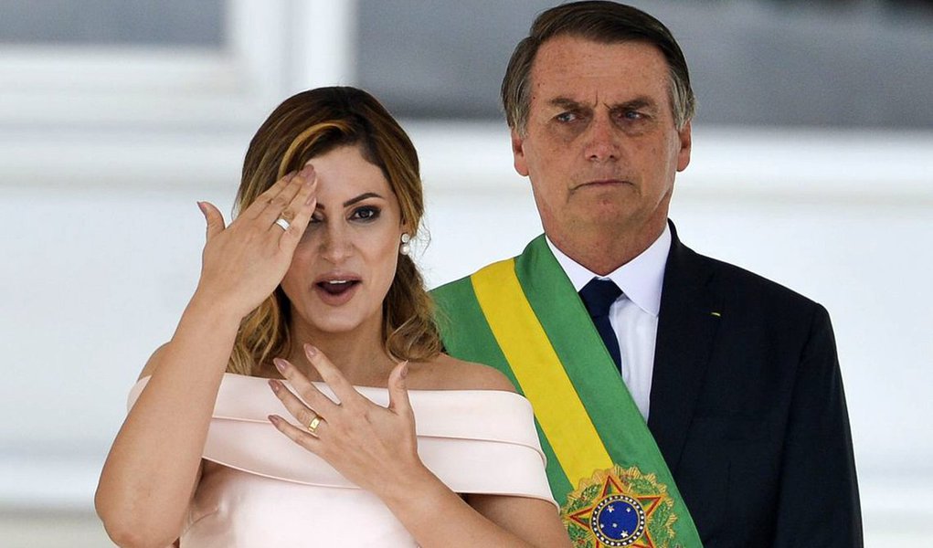 Michele Bolsonaro entra na mira do MP (Foto: Marcelo Camargo/Ag�ncia Brasil) www.brasil247.com - Michele Bolsonaro entra na mira do MP