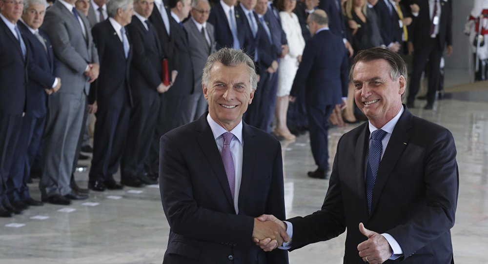Encontro entre Bolsonaro e Macri foi cordial mas não registra grandes avanços Encontro entre Bolsonaro e Macri foi cordial mas não registra grandes avanços