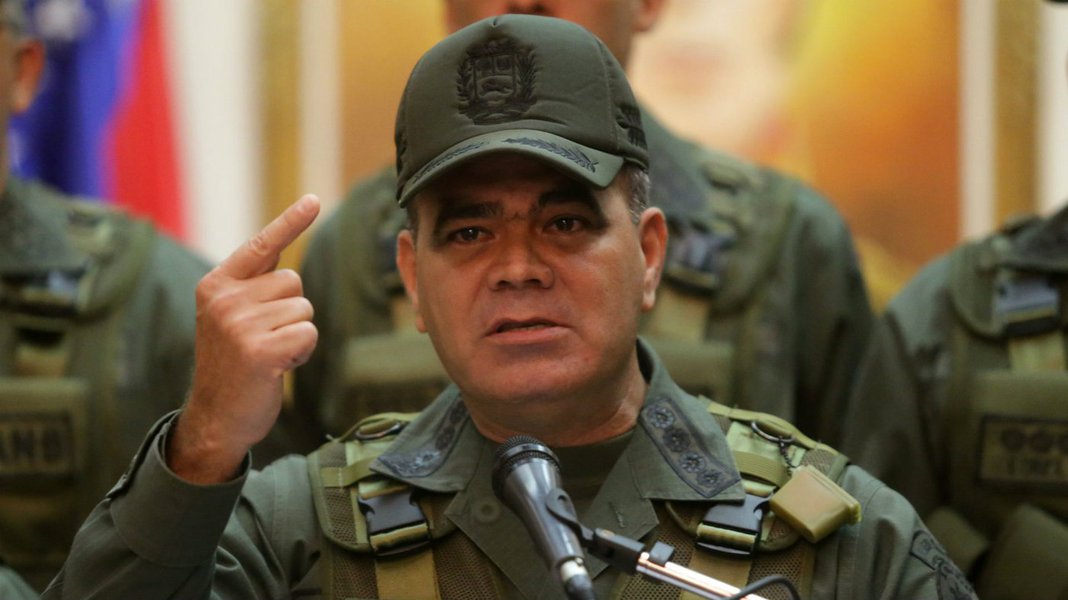 Ministro da Defesa da Venezuela diz que militares estão dispostos a dar a vida pelo país Ministro da Defesa da Venezuela diz que militares estão dispostos a dar a vida pelo país