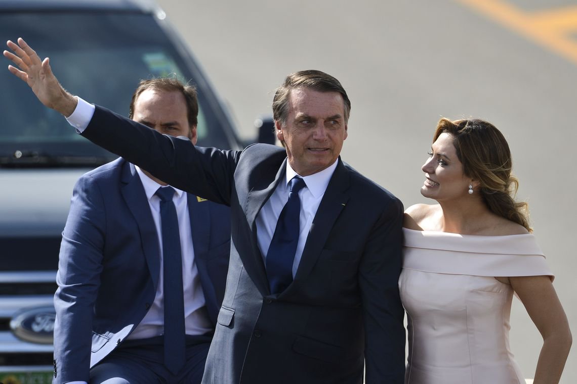 Investigação sobre Flávio Bolsonaro pode atingir milícias, PSL e primeira-dama (Foto: Marcelo Camargo/Agência Brasil) Investigação sobre Flávio Bolsonaro pode atingir milícias, PSL e primeira-dama