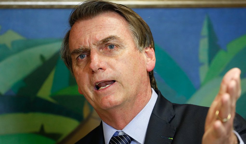 Bolsonaro quer enquadrar ocupação de terras como terrorismo (Foto: Carolina Antunes/PR) Bolsonaro quer enquadrar ocupação de terras como terrorismo