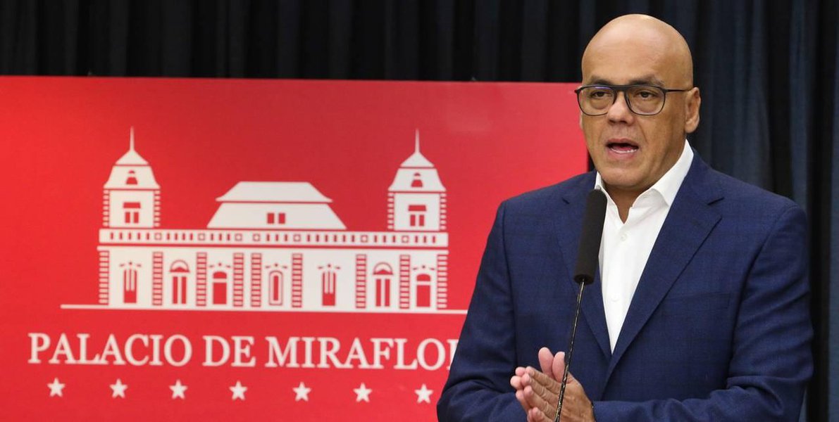 Governo e oposição da Venezuela se reúnem na Noruega Governo e oposição da Venezuela se reúnem na Noruega