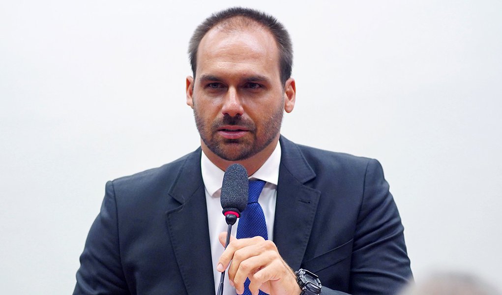Eduardo Bolsonaro defende que Brasil tenha armas nucleares (Foto: Câmara dos Deputados) Eduardo Bolsonaro defende que Brasil tenha armas nucleares