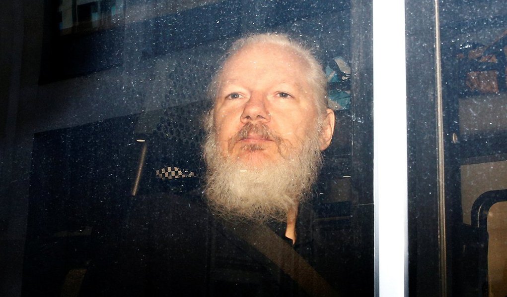 Wikileaks libera todos os documentos secretos após prisão de Julian Assange (Foto: REUTERS/Henry Nicholls) Wikileaks libera todos os documentos secretos após prisão de Julian Assange