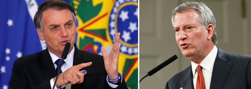 Bolsonaro chama prefeito de NY de radical e confirma que irá ao Texas Bolsonaro chama prefeito de NY de radical e confirma que irá ao Texas