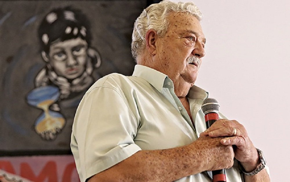 Ex-funcionários da Volks cobram reparação por perseguição Ex-funcionários da Volks cobram reparação por perseguição