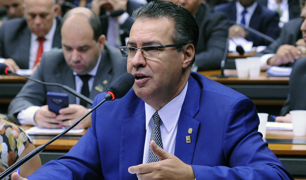 Deputado da bancada da bala diz que Bolsonaro pode não concluir mandato (Foto: Cleia Viana/Câmara dos Deputados) Deputado da bancada da bala diz que Bolsonaro pode não concluir mandato