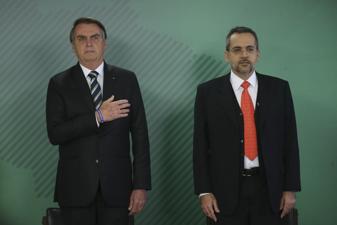 Desmonte na educação mostra urgência da mobilização popular (Foto: Antonio Cruz/Agência Brasil) Desmonte na educação mostra urgência da mobilização popular