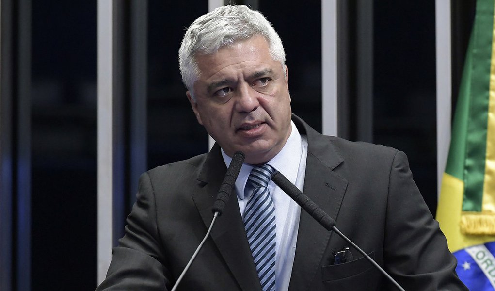 Major Olímpio prega execução de 'bandidos' (Foto: Waldemir Barreto/Agência Senado) Major Olímpio prega execução de 'bandidos'