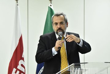 A mediocridade como política de governo (Foto: Rafael Carvalho - Casa Civil) A mediocridade como política de governo