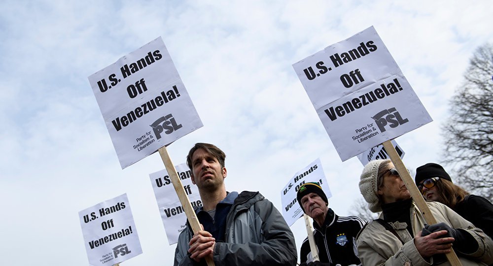 Jeffrey Sachs diz que sanções dos EUA à Venezuela mataram mais de 40.000 desde 2017 Jeffrey Sachs diz que sanções dos EUA à Venezuela mataram mais de 40.000 desde 2017