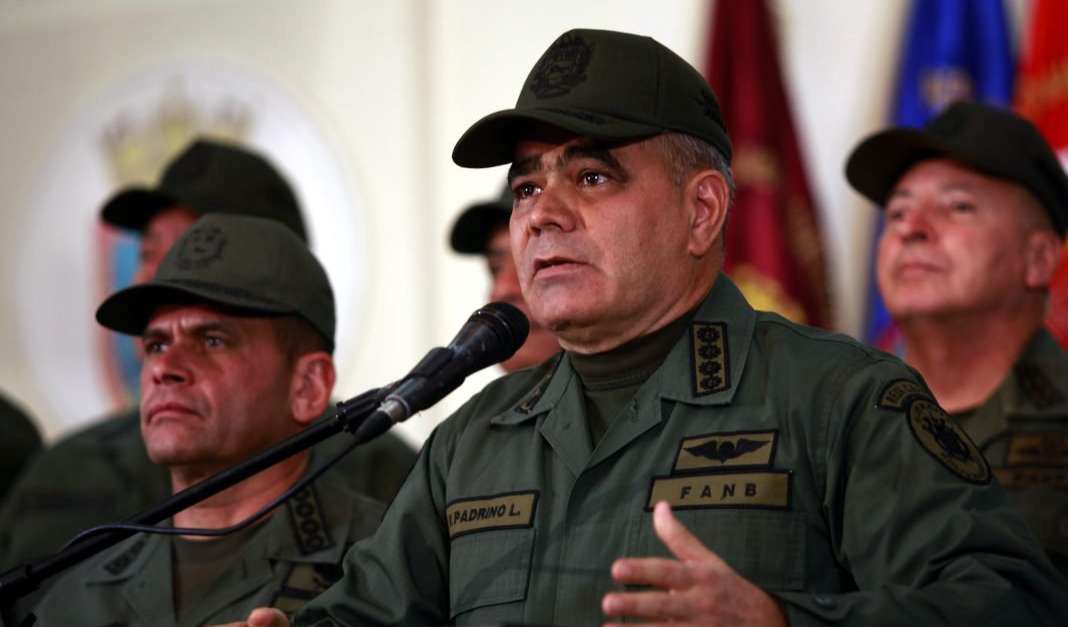 'Quiseram me comprar como se eu fosse um mercenário', diz ministro da defesa da Venezuela (Foto: AVN) 'Quiseram me comprar como se eu fosse um mercenário', diz ministro da defesa da Venezuela