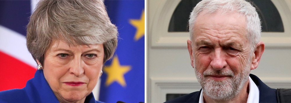 Os dois principais partidos britânicos sofrem perdas em eleições municipais Os dois principais partidos britânicos sofrem perdas em eleições municipais