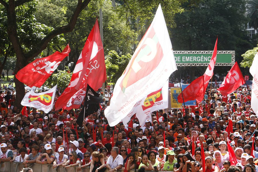 Melhores informações sobre 'reforma' da previdência estão na rua, não na TV Melhores informações sobre 'reforma' da previdência estão na rua, não na TV