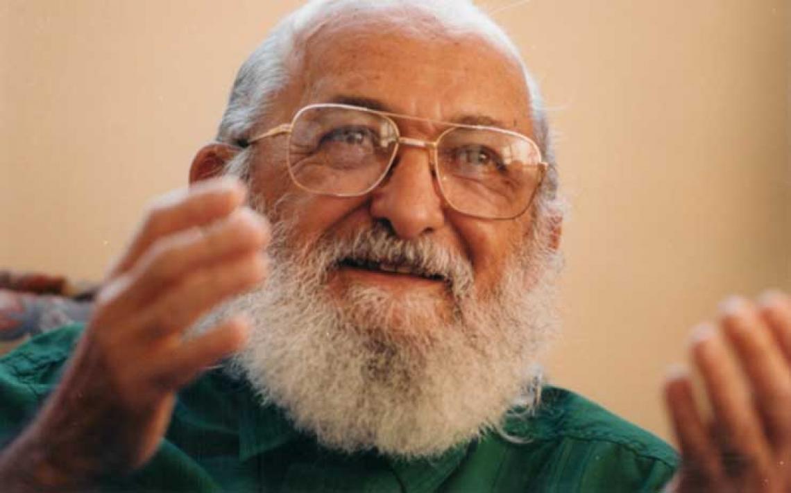 Bolsonaro diz que vai tirar posto de patrono da educação de Paulo Freire (Foto: Reprodução ) Bolsonaro diz que vai tirar posto de patrono da educação de Paulo Freire