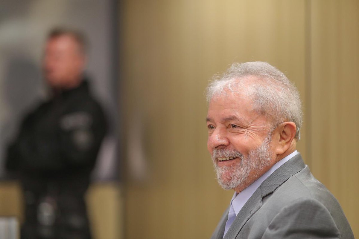 Lula já tem direito ao semiaberto, mas se recusa a pedir benefício (Foto: Ricardo Stuckert) Lula já tem direito ao semiaberto, mas se recusa a pedir benefício