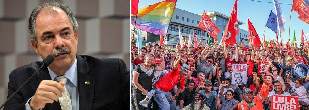 Mercadante: povo deve a Lula grande mobilização por sua liberdade Mercadante: povo deve a Lula grande mobilização por sua liberdade