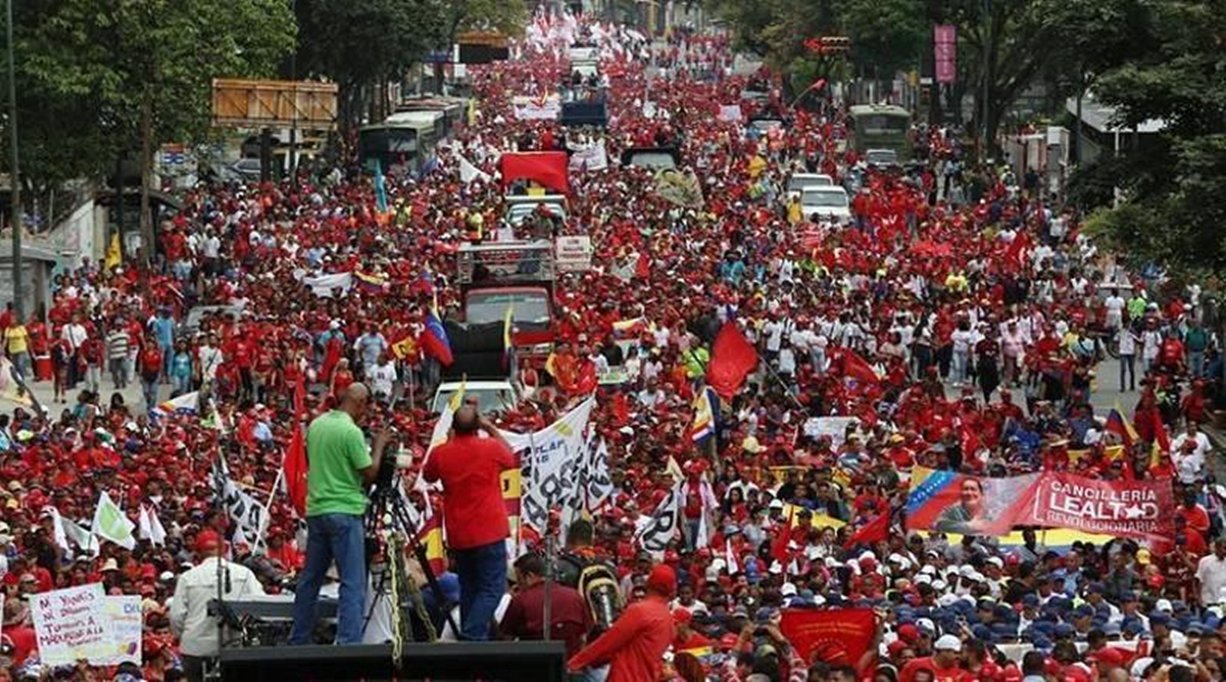 Manifestações no Dia Internacional dos Trabalhadores acontecem em diversas cidades do mundo (Foto: Reuters) Manifestações no Dia Internacional dos Trabalhadores acontecem em diversas cidades do mundo
