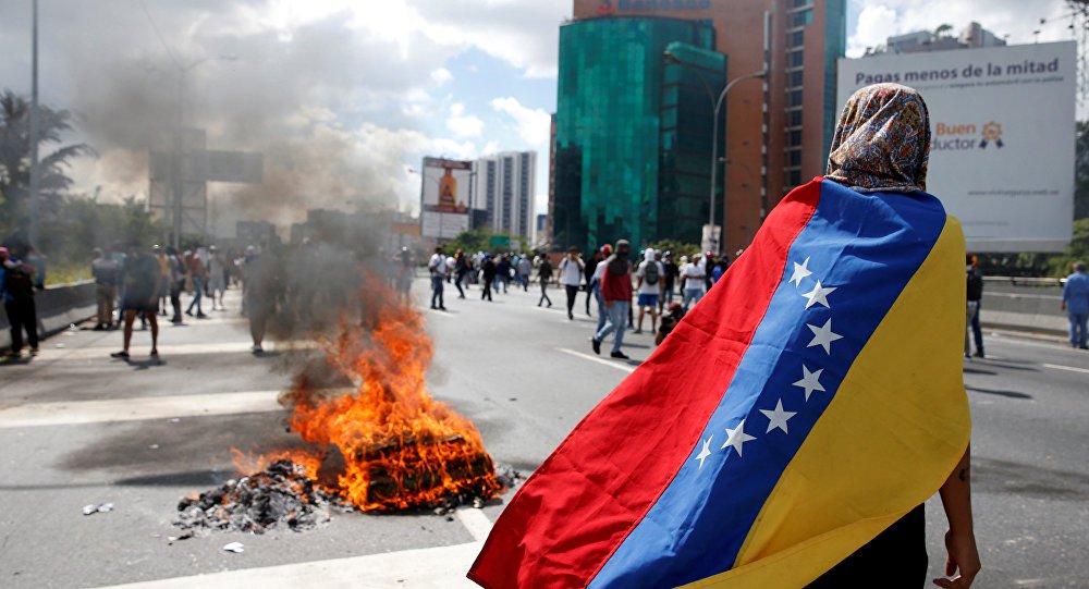 Relatório estima que sanções contra Venezuela causaram cerca de 40 mil mortes Relatório estima que sanções contra Venezuela causaram cerca de 40 mil mortes