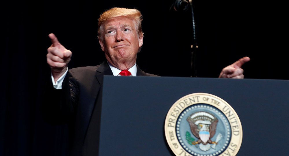Candidatos democratas estão divididos sobre impeachment de Trump (Foto: REUTERS/ Kevin Lamarque) Candidatos democratas estão divididos sobre impeachment de Trump