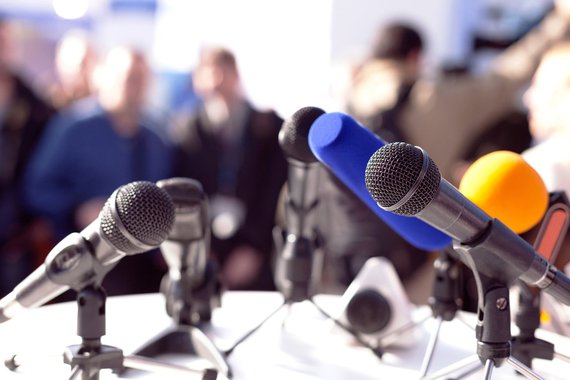 Fake news, memes e censura: instrumentos do totalitarismo Fake news, memes e censura: instrumentos do totalitarismo