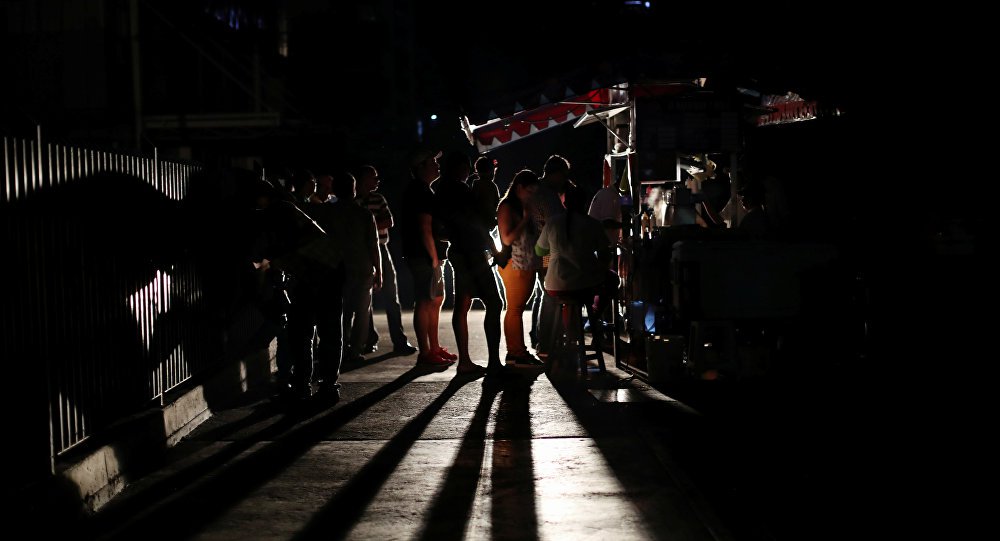 Venezuela encurta dia de trabalho para fortalecer redes elétricas contra ataques (Foto: Reuters / Ivan Alvarado) Venezuela encurta dia de trabalho para fortalecer redes elétricas contra ataques