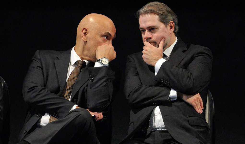 Toffoli e Moraes foram os grandes derrotados da ação contra fake news (Foto: Fabio Rodrigues Pozzebom/Agência Brasil) Toffoli e Moraes foram os grandes derrotados da ação contra fake news