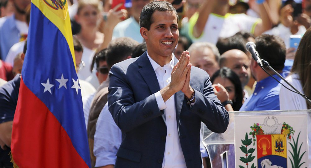 Rússia diz que Guaidó se ampara apenas no apoio de Washington (Foto: AP Photo) Rússia diz que Guaidó se ampara apenas no apoio de Washington
