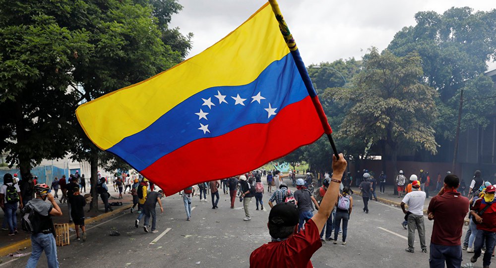 Rússia pede que EUA sigam 'longe do gatilho' por guerra na Venezuela (Foto: Reuters - Carlos Garcia Rawlins) Rússia pede que EUA sigam 'longe do gatilho' por guerra na Venezuela