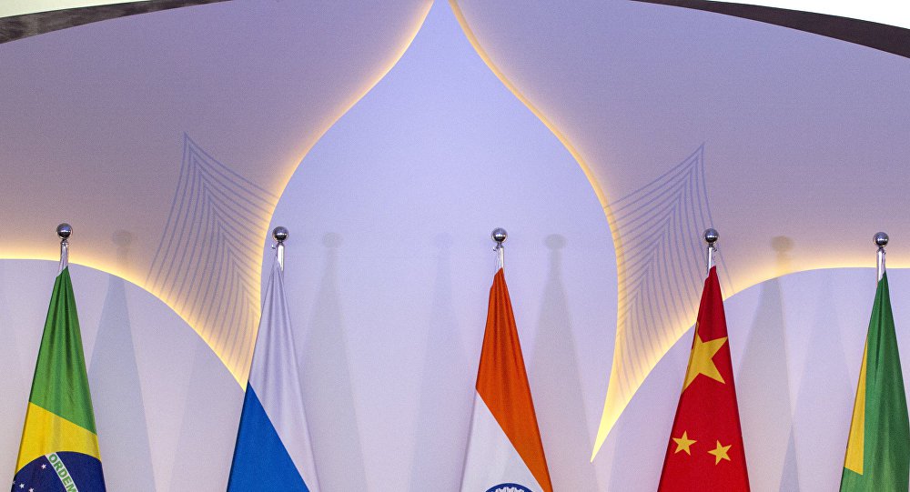 Banco dos BRICS anuncia investimentos em infraestrutura no Brasil Banco dos BRICS anuncia investimentos em infraestrutura no Brasil