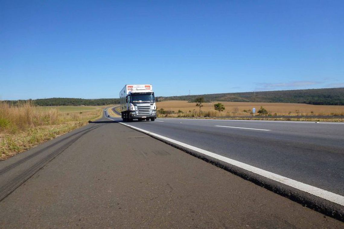 Caixa vai financiar até 100% da compra de caminhões e ônibus (Foto: Agência Brasil) Caixa vai financiar até 100% da compra de caminhões e ônibus