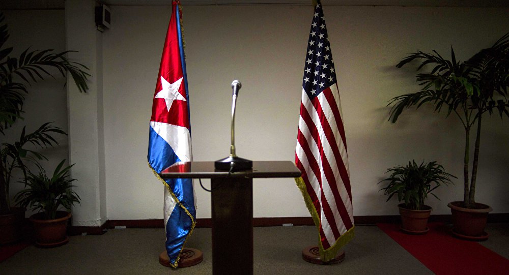 EUA intensificam bloqueio a Cuba, restringindo viagens e remessas EUA intensificam bloqueio a Cuba, restringindo viagens e remessas