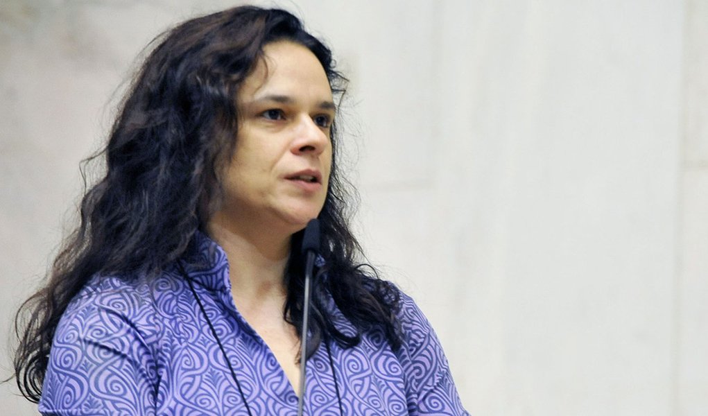 Janaina Paschoal se irrita com seu partido: “o PSL está cada vez mais parecido com o PT” (Foto: Alesp) Janaina Paschoal se irrita com seu partido: “o PSL está cada vez mais parecido com o PT”