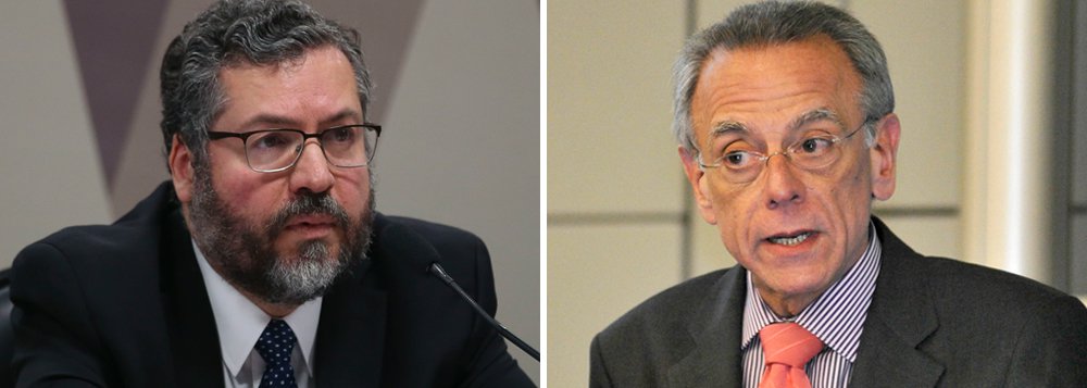 Em ato extremo de submissão, chanceler veta homenagem de alunos a desafeto dos EUA Em ato extremo de submissão, chanceler veta homenagem de alunos a desafeto dos EUA
